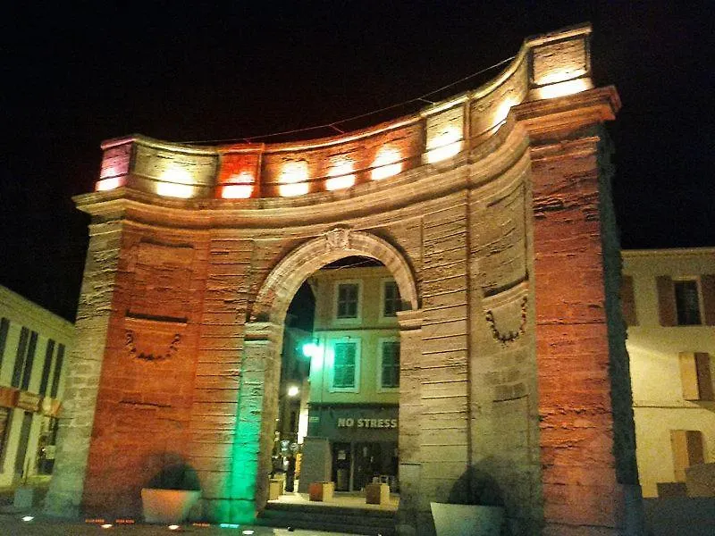 Agréable maison de ville équipée et climatisée Istres 0*,  France